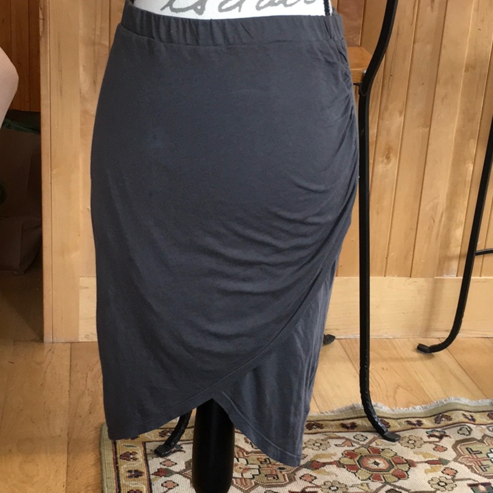 Splendid 100% Cotton dark grey tiered  skirt
